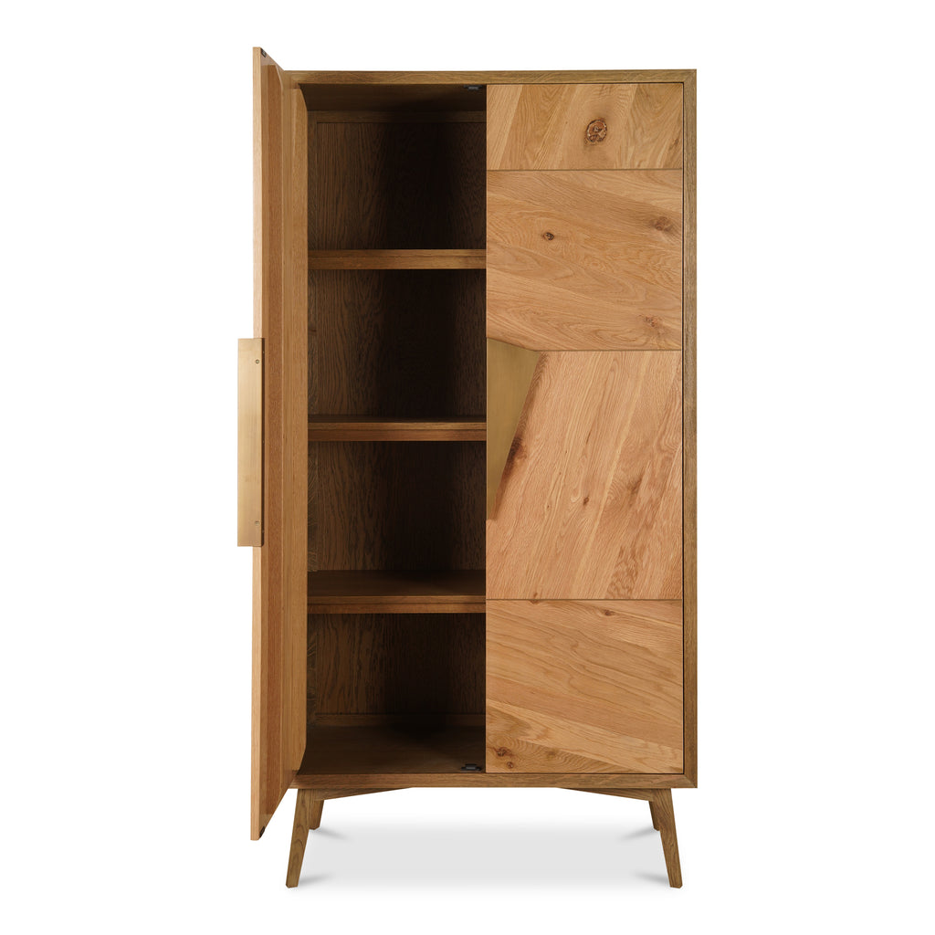 Charlton Cabinet