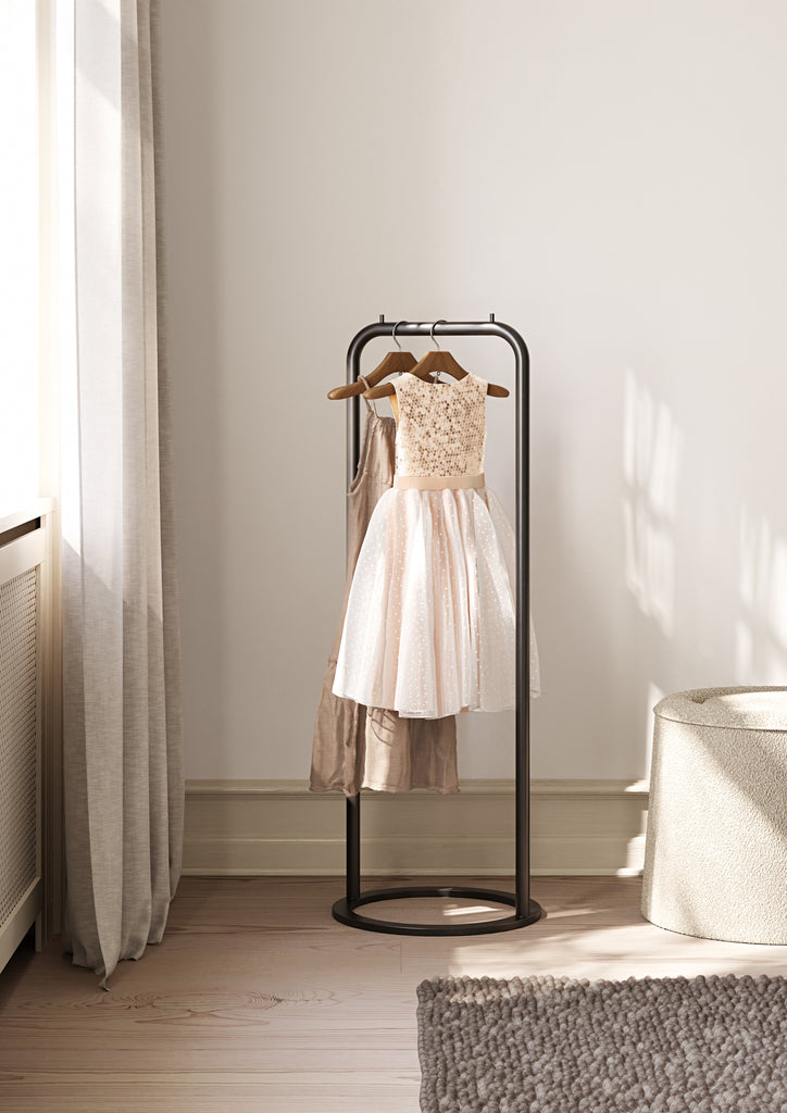 O&O Clothes Rack