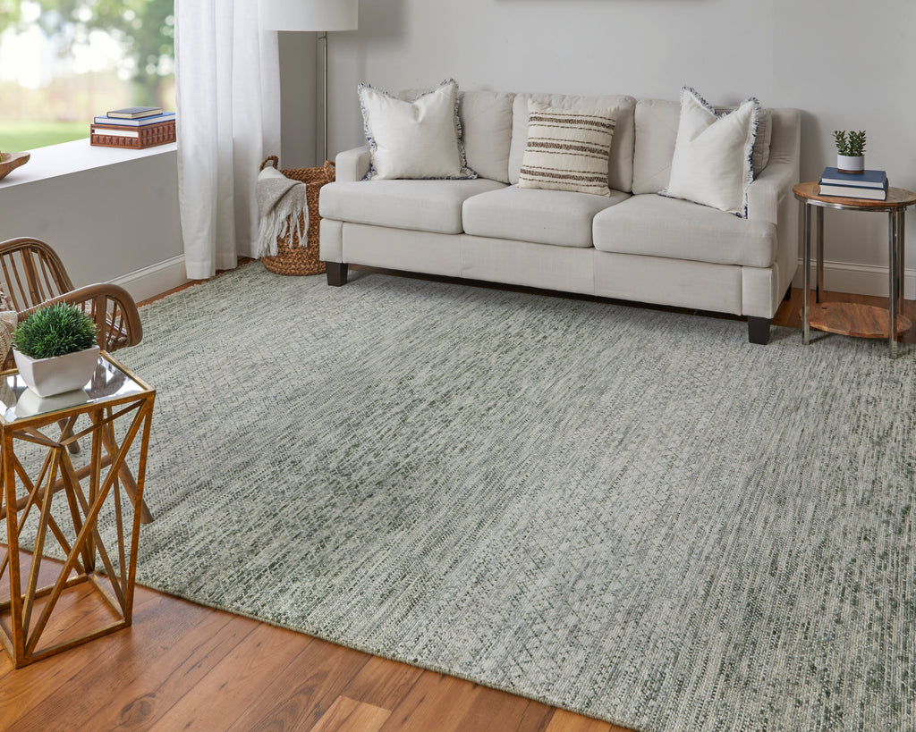 Branson Transitional Solid Green Ivory Area Rug (9'6" x 13'6")