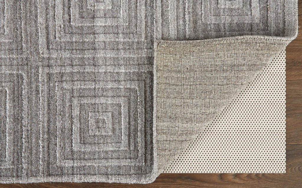 Redford Transitional Solid Gray Silver Area Rug (10' x 14' / Pattern 2)