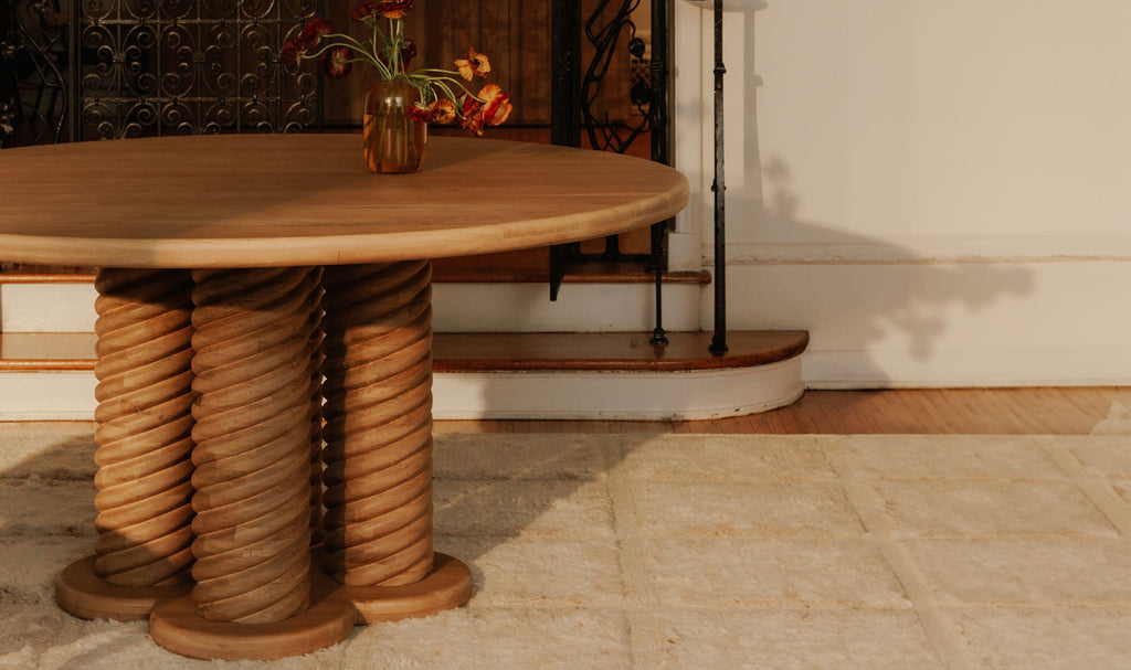 Treccia Round Dining Table Oak