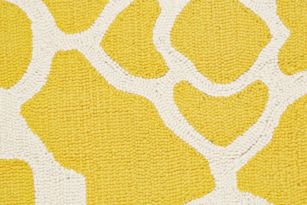 Cetara Modern Abstract Yellow White Area Rug (2' x 3')