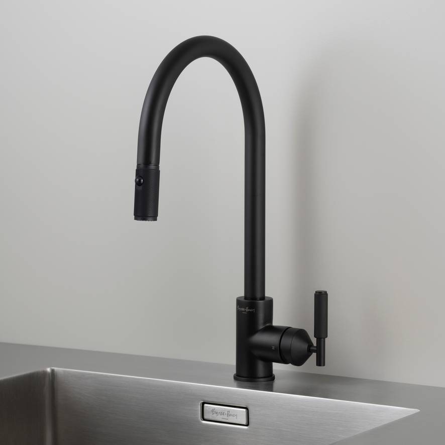 Kitchen Faucet / Pull-Out With Dual Spray / Linear