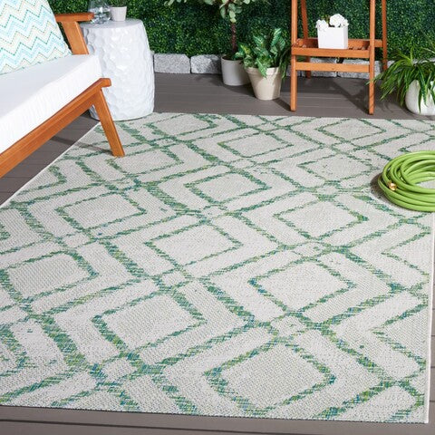 Courtyard Collection Rug