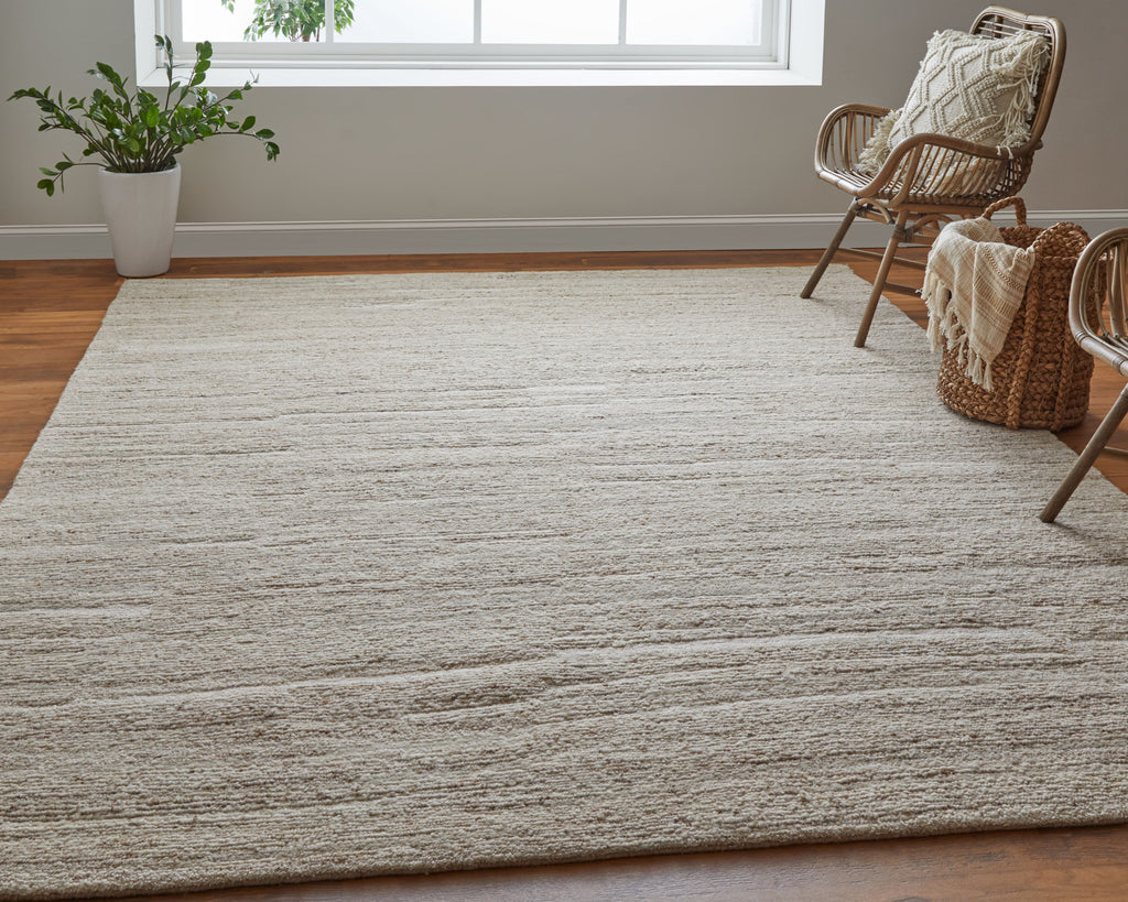 Navaro Modern Distressed Ivory Area Rug (3'6" x 5'6")