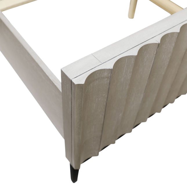 Silvia Bed, EastKing