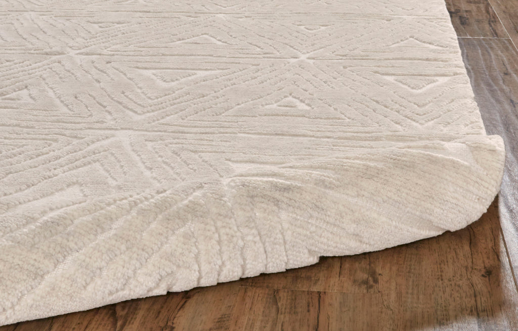 Norah Modern Solid Ivory Area Rug (5'6" x 8'6")