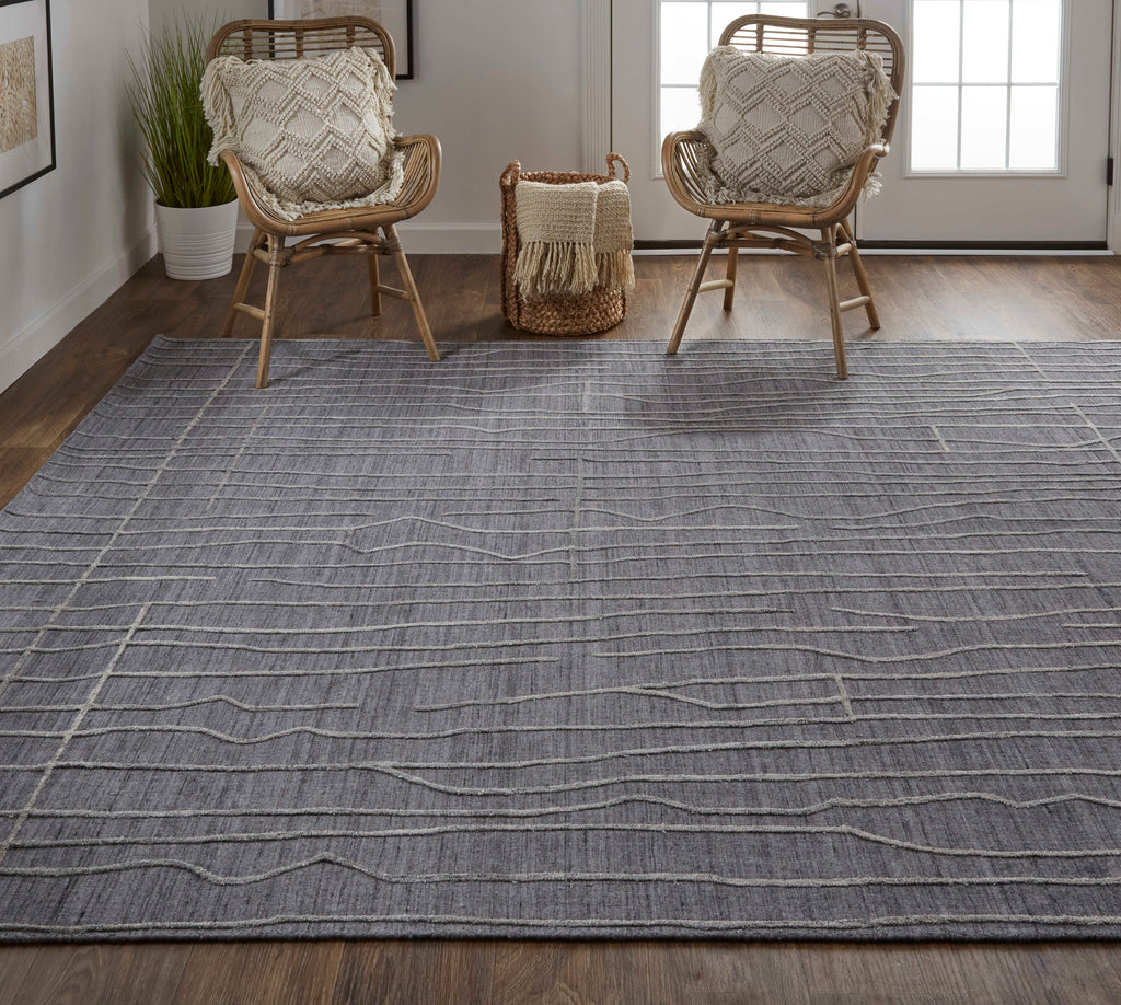 Haverhill Transitional Solid Gray Silver Area Rug (10' x 14')