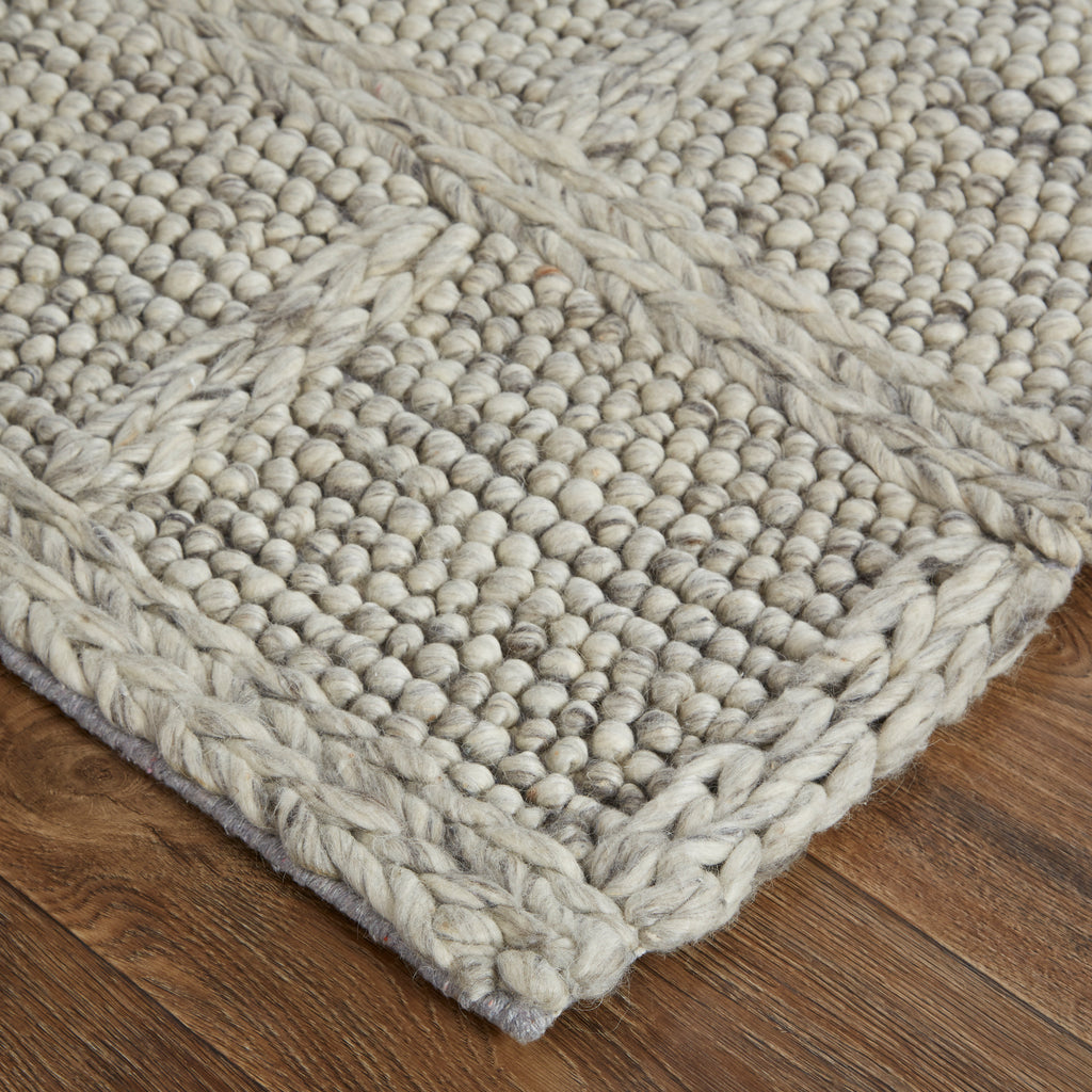 Berkeley Transitional Solid Ivory Gray Area Rug (2' x 3' / Pattern 1)