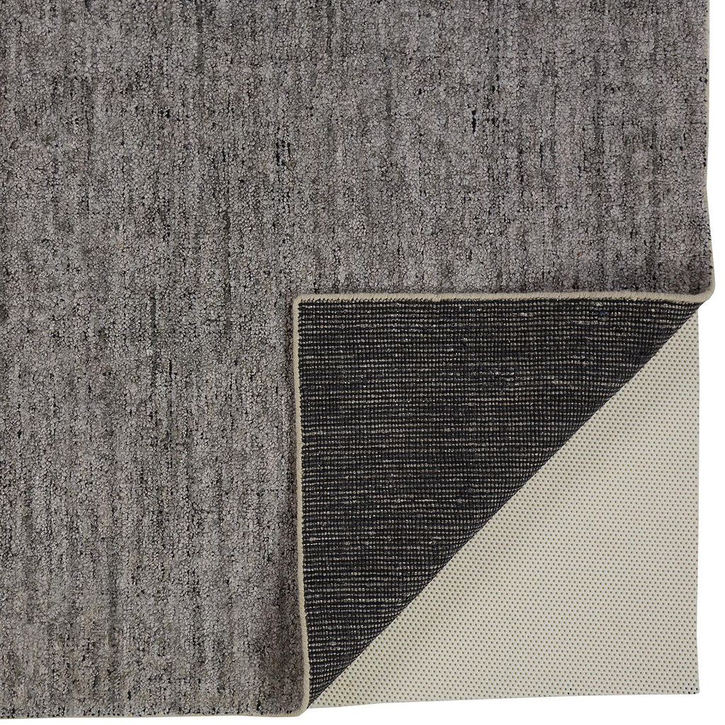 Delino Transitional Solid Gray Black Area Rug (3'6" x 5'6")