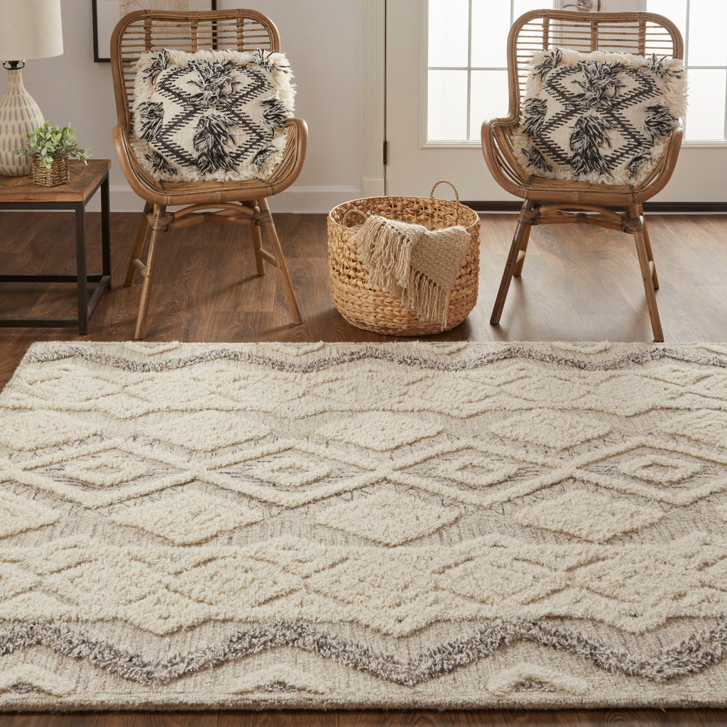 Anica Transitional Geometric Ivory Taupe Gray Area Rug (5' x 8')