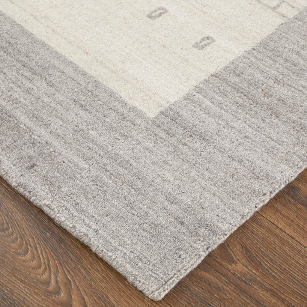 Legacy Transitional Bordered Ivory Gray Area Rug (7'9" x 9'9")