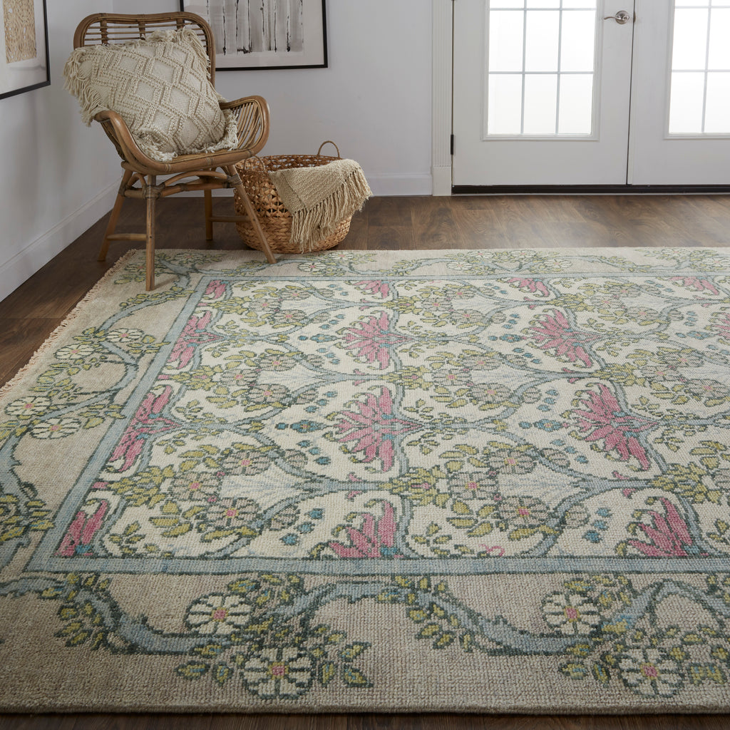 Beall Traditional Floral Botanical Ivory Pink Green Area Rug (3'6" x 5'6")