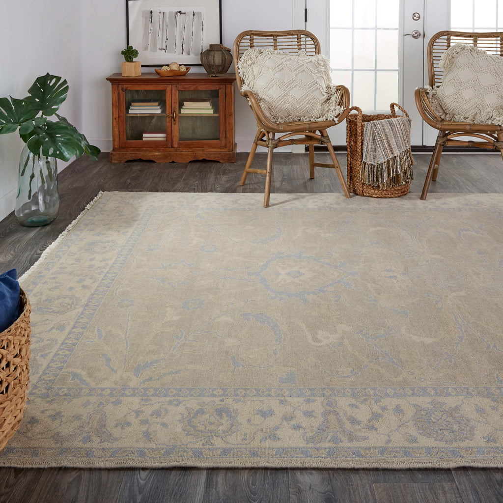 Zenas Traditional Oriental Taupe Ivory Area Rug (11'6" x 15')