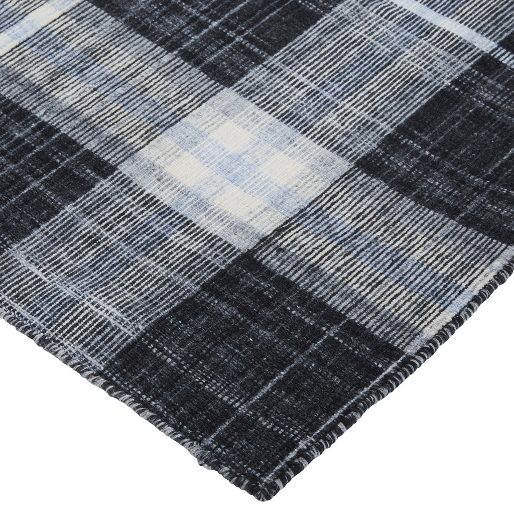 Jemma Transitional Plaid Black White Blue Area Rug (4' x 6')