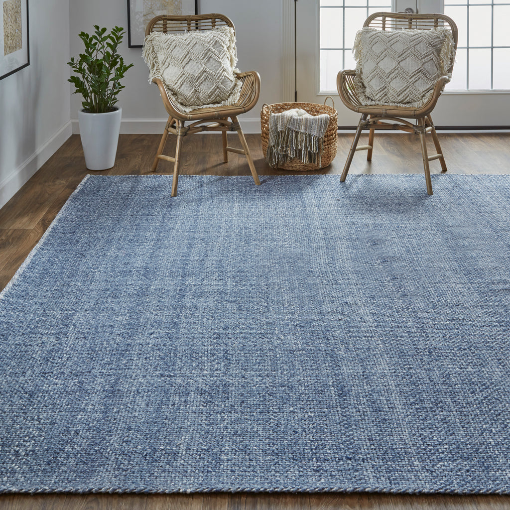 Naples Transitional Solid Blue Area Rug (8' x 10')