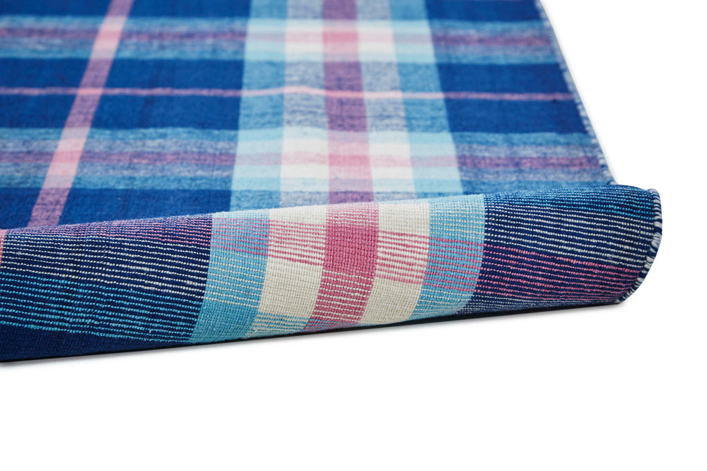 Crosby Transitional Plaid Blue Pink White Area Rug (2' x 3')