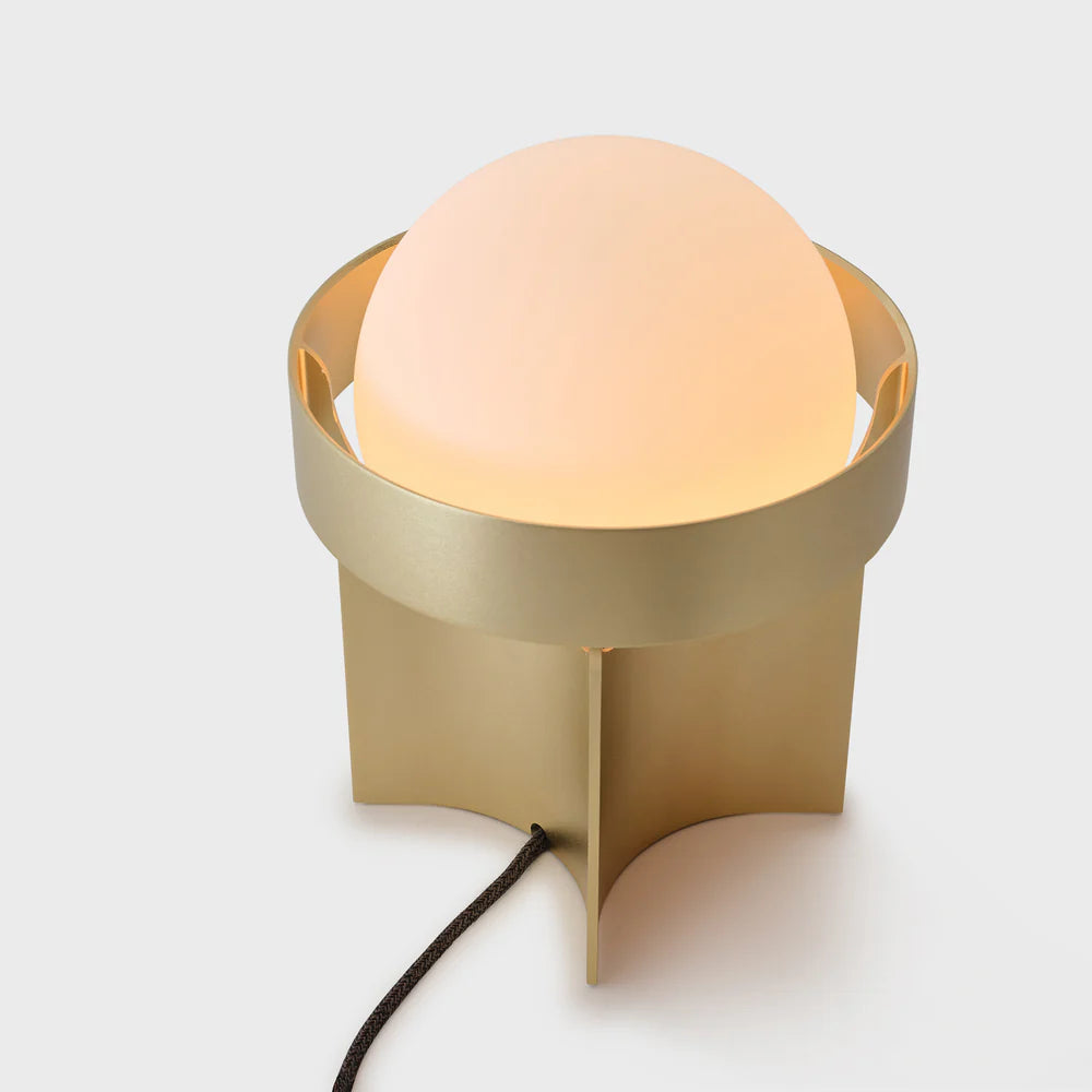 Loop Table Lamp with Sphere IV Bulb