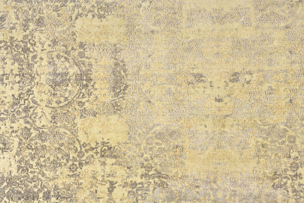 Doshi Transitional Distressed Gold Tan Area Rug (7'9" x 9'9")