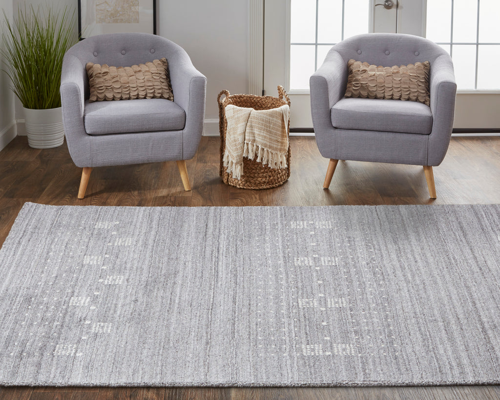 Legacy Transitional Solid Gray Ivory Area Rug (5'6" x 8'6")