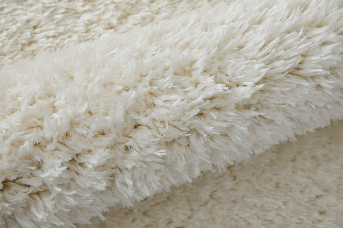 Darian Modern Solid White Area Rug