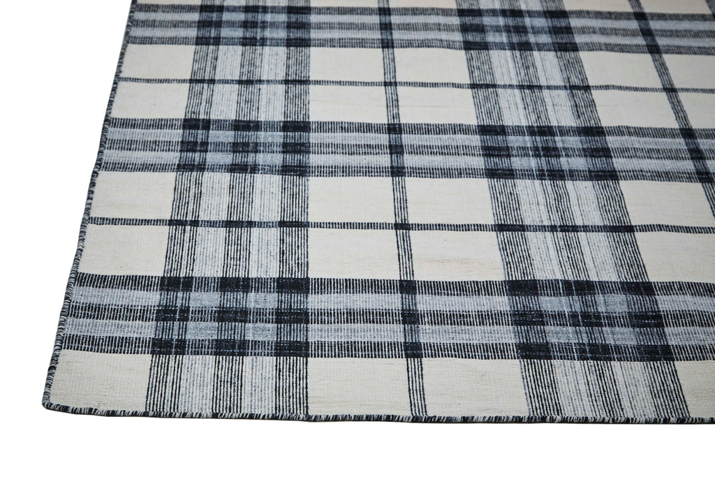 Crosby Transitional Plaid Ivory Blue Black Area Rug (2' x 3')