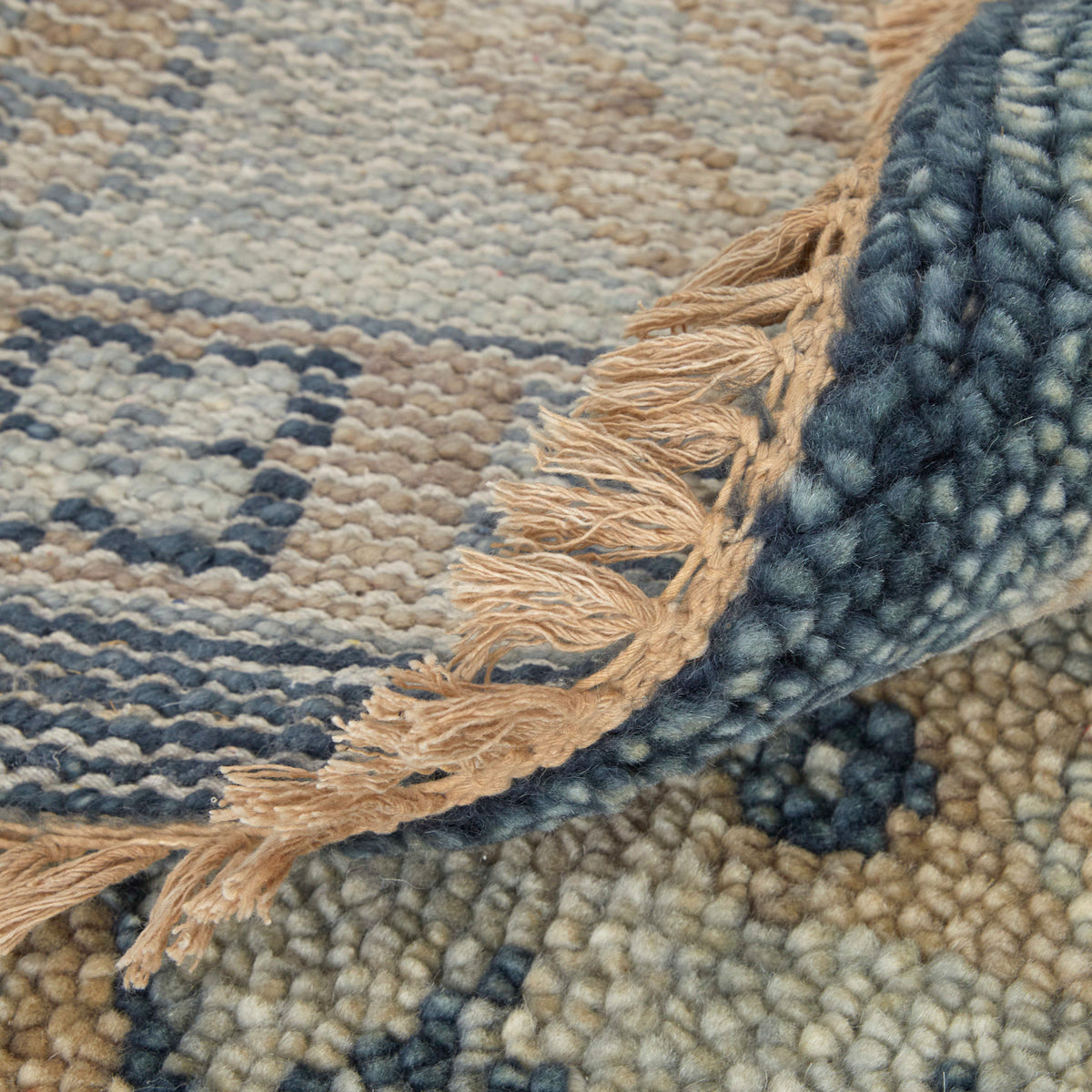 Fillmore Traditional Diamond Blue Ivory Area Rug