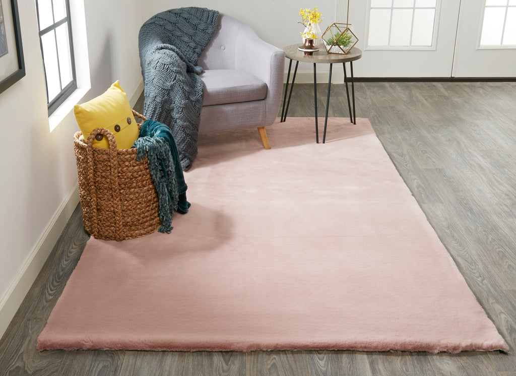 Luxe Velour Transitional Solid Pink Area Rug (5' x 7')