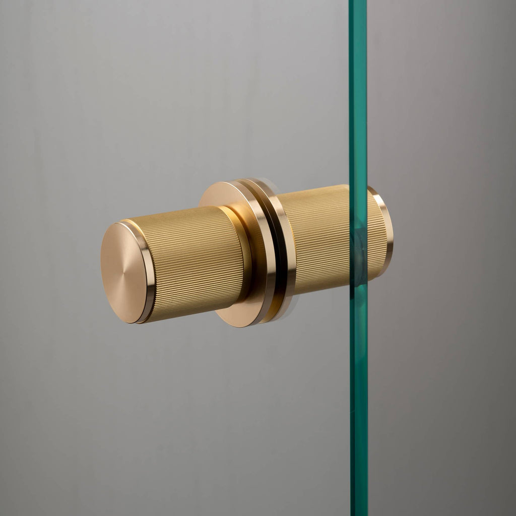 Door Knob / Pre-Drilled / Passage / Linear