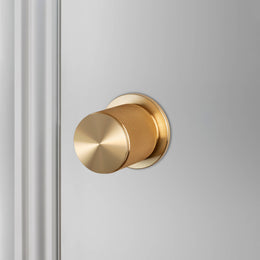 Door Knob / Conventional / Passage / Cross