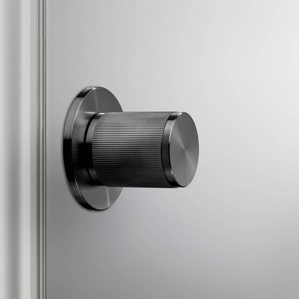 Door Knob / Pre-Drilled / Passage / Linear