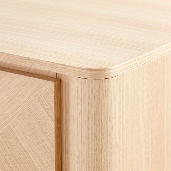 Nolan Cabinet, Pristine Oak