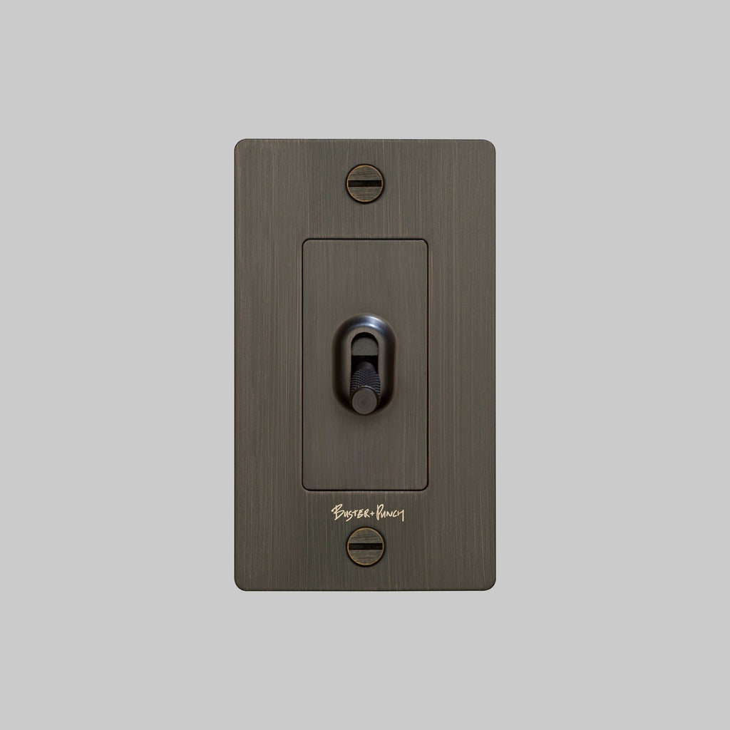 1G Toggle Switch / Logo