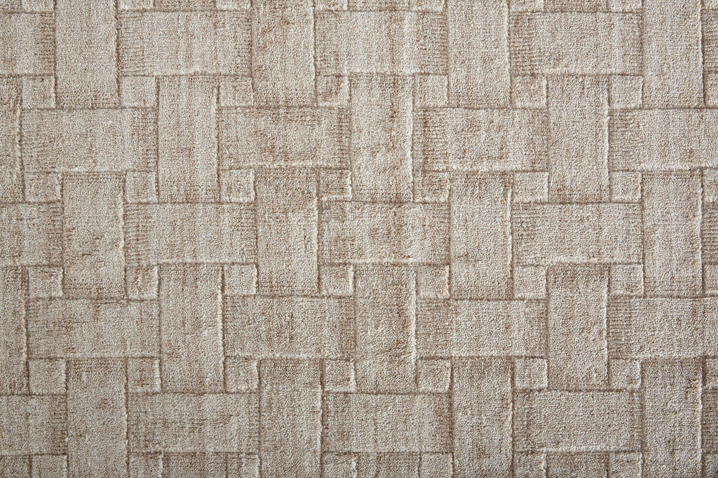 Redford Transitional Solid Ivory Area Rug (9' x 12')