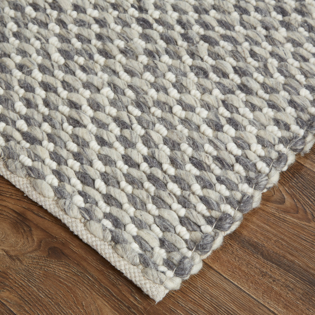 Berkeley Transitional Solid Gray Ivory Area Rug (3'6" x 5'6")