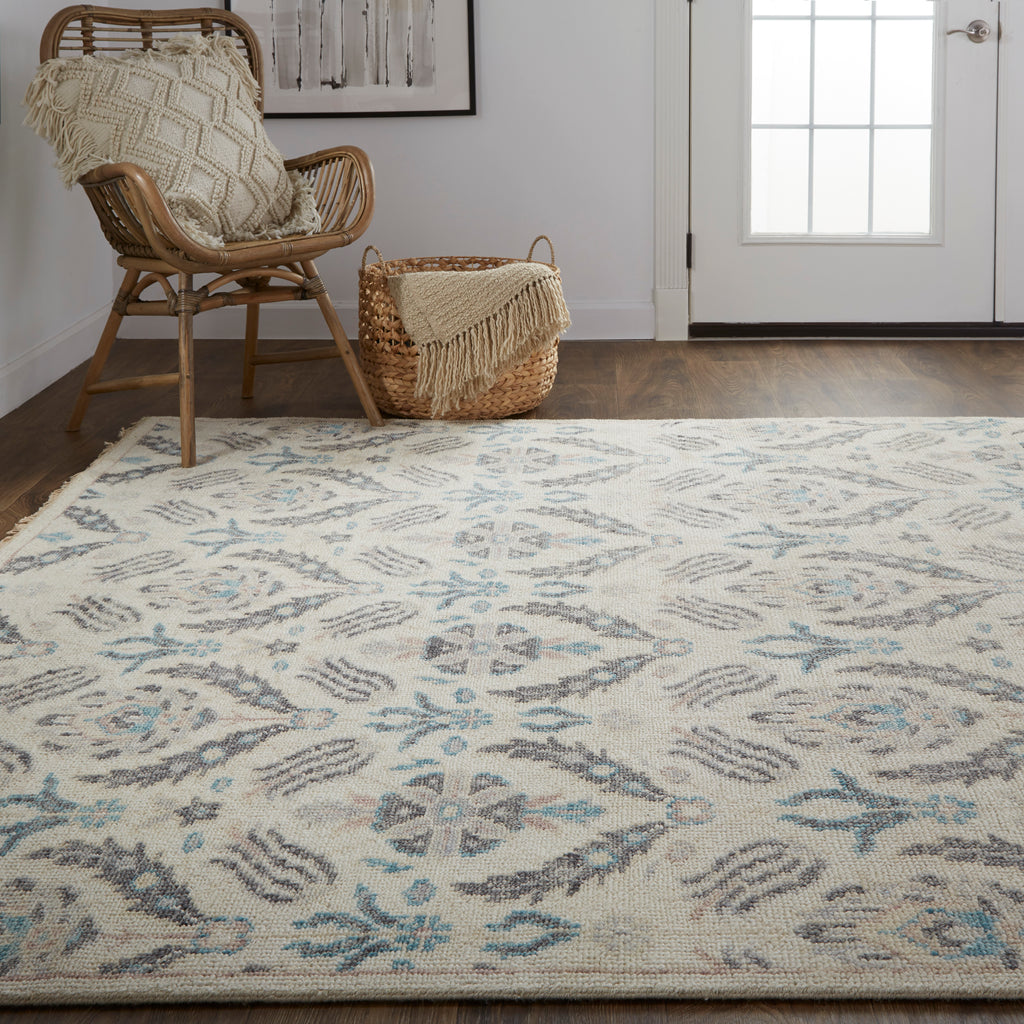 Beall Traditional Oriental Ivory Gray Blue Area Rug (2' x 3')