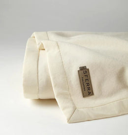 Savoy - Bagged Linen Blanket