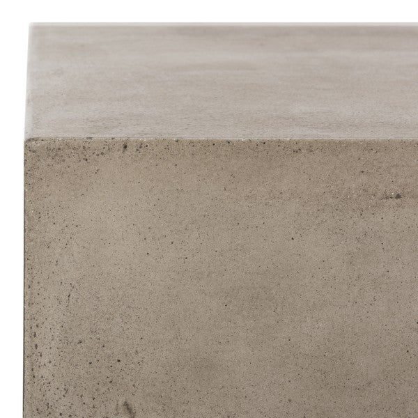 Gargon Indoor/Outdoor Modern Concrete Coffee Table