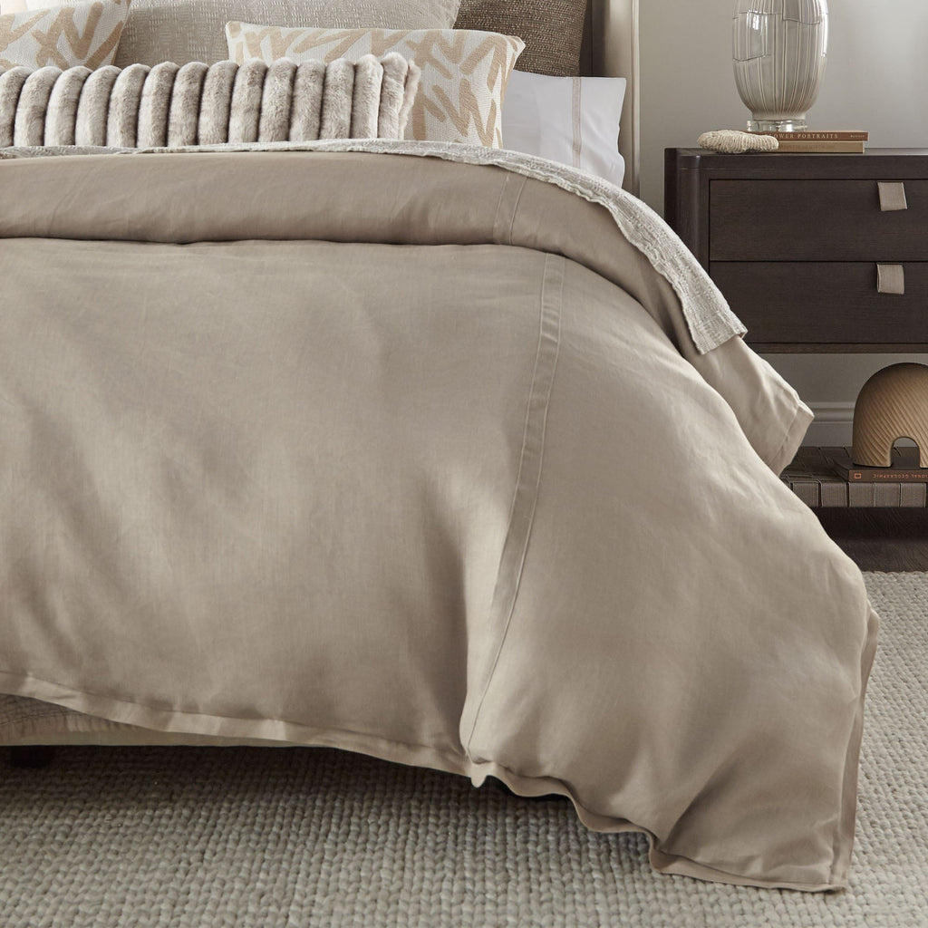 Terra Trench Coat Queen Duvet 96x98