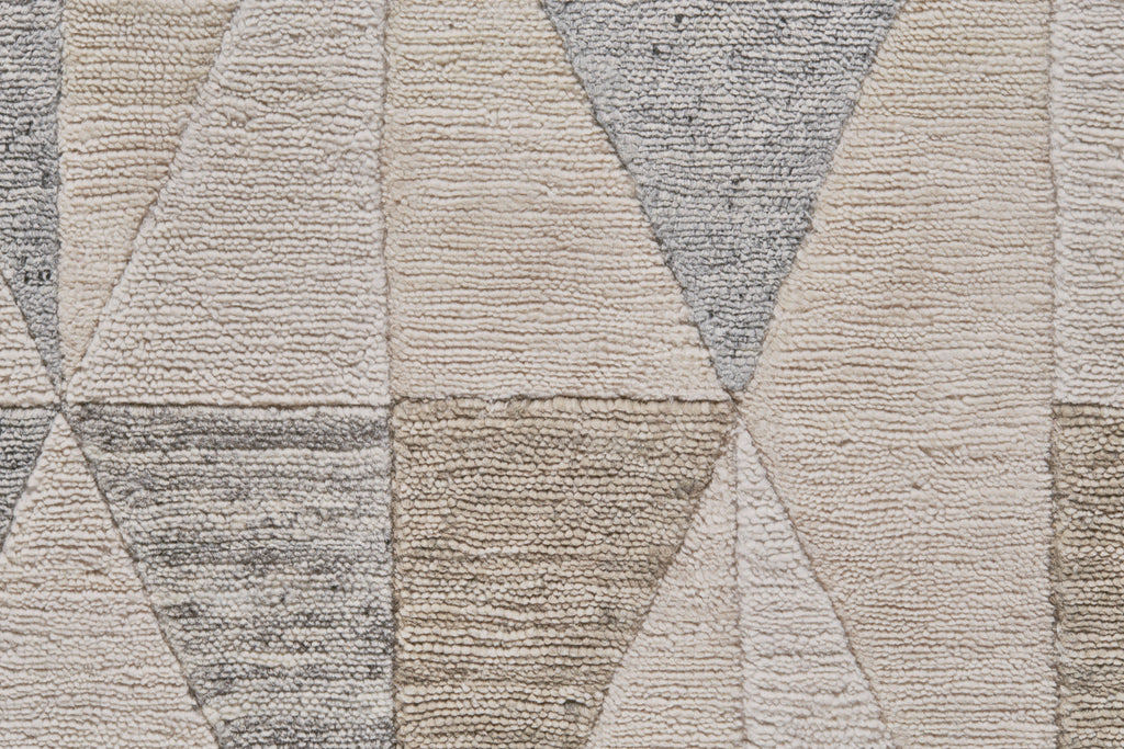 St. Cloud Modern Diamond Gray Ivory Tan Area Rug (5'6" x 8'6")