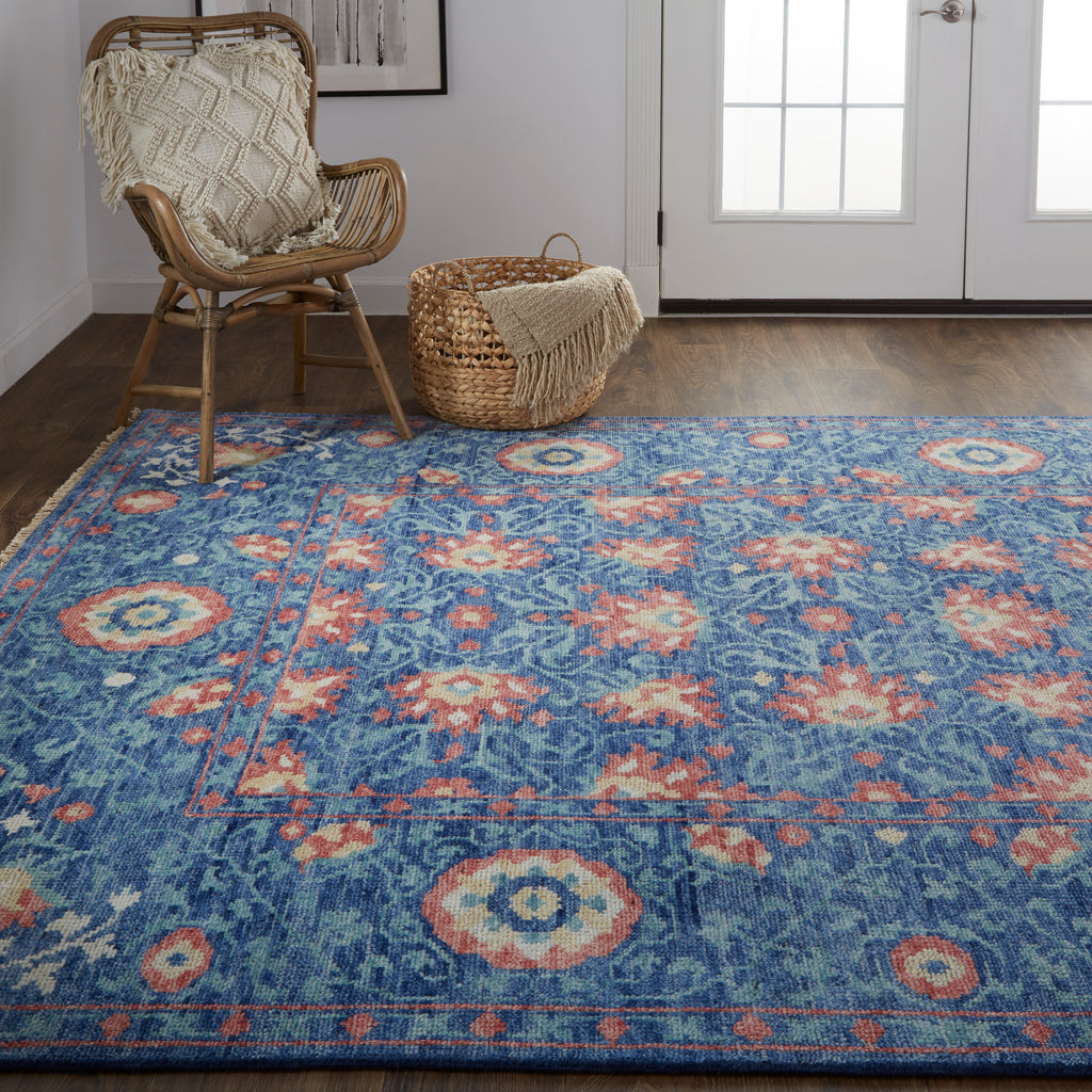 Beall Traditional Floral Botanical Blue Red Area Rug (2' x 3')