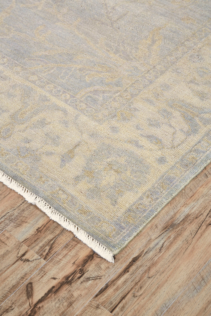 Zenas Traditional Oriental Taupe Ivory Area Rug (11'6" x 15')