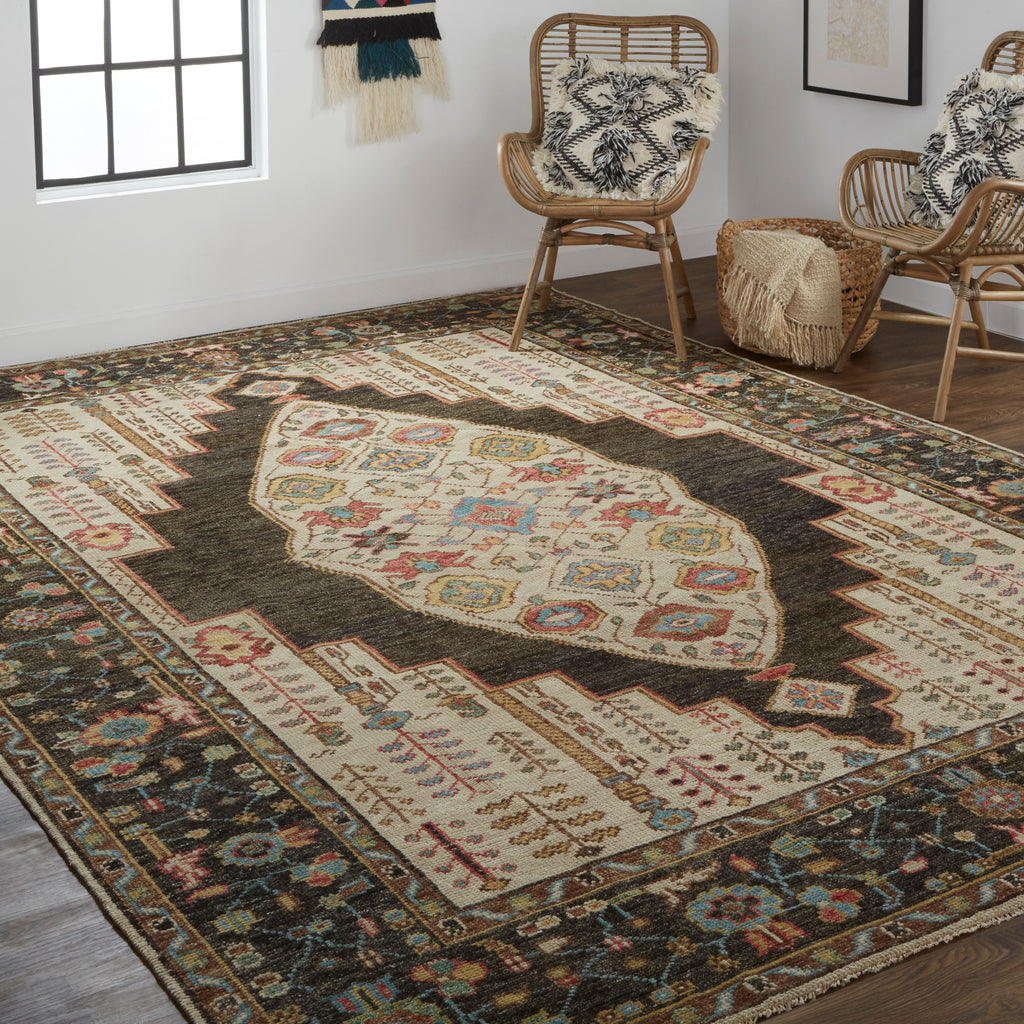 Piraj Traditional Bordered Brown Yellow Green Area Rug (4' x 6')