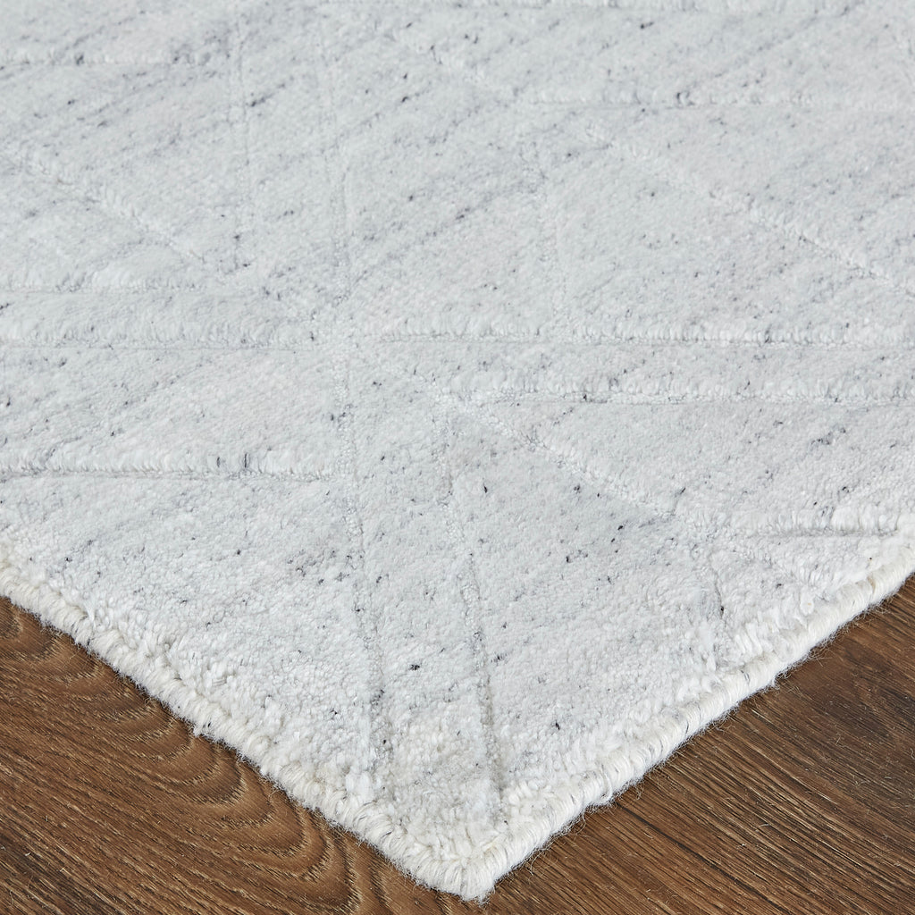 Redford Transitional Solid White Silver Area Rug (9' x 12' / Pattern 2)