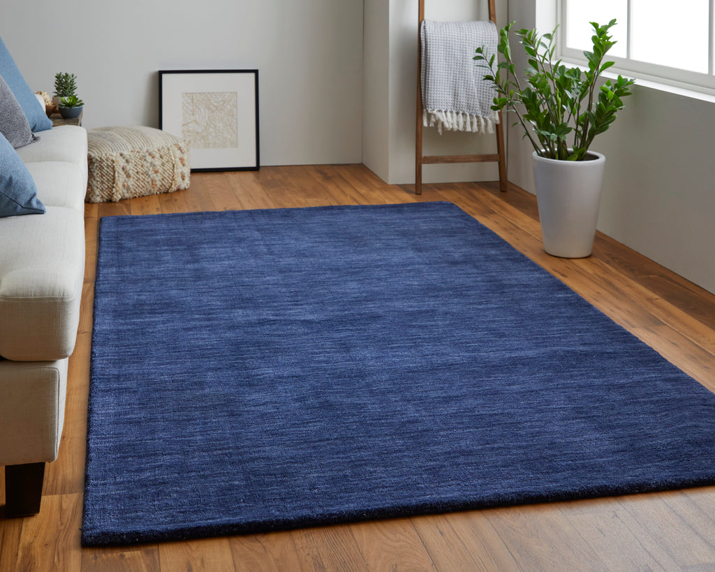 Luna Modern Solid Blue Area Rug (2'6" x 8')