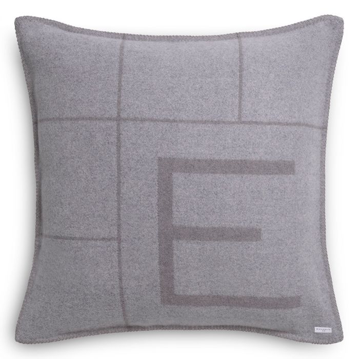 Cushion Rhoda