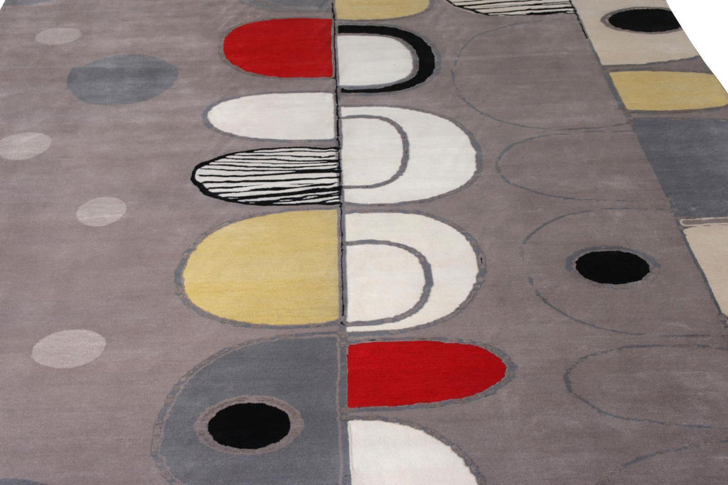 Rug & Kilim's Mid-Century Modern Rug In Silver-Gray With Geometric Patterns