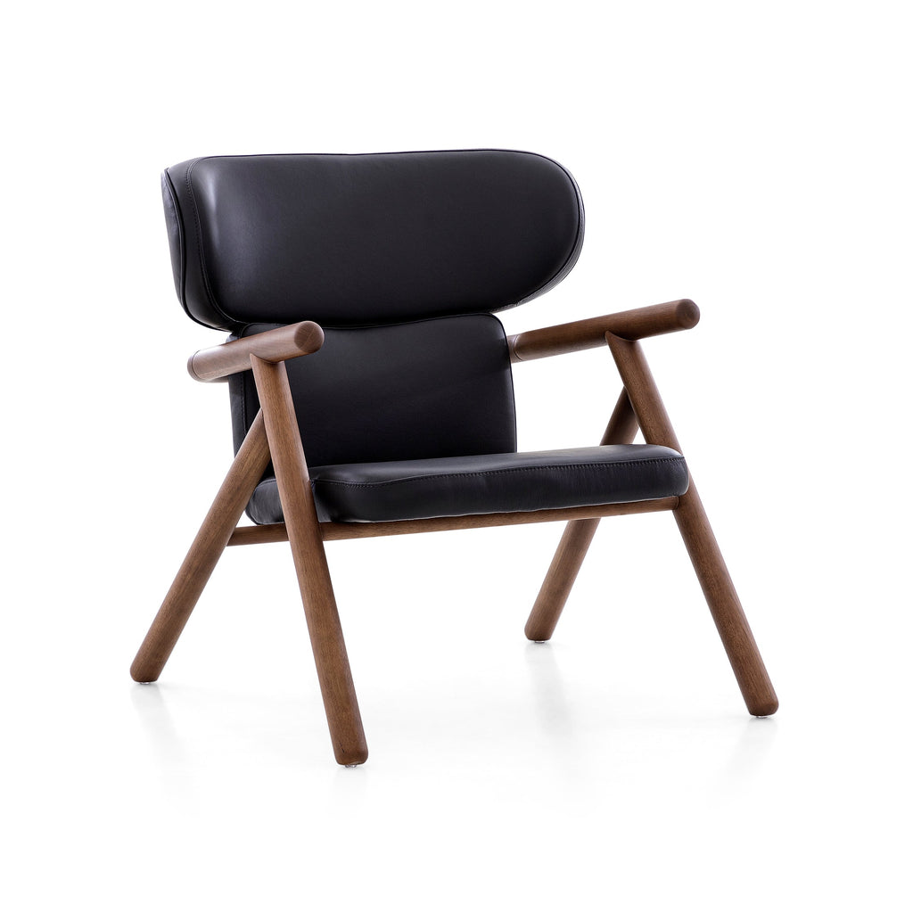 Sole Scandinavian-Styled Armchair in Walnut and Black Leather