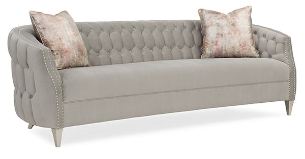 Classic Elegance - Sofa