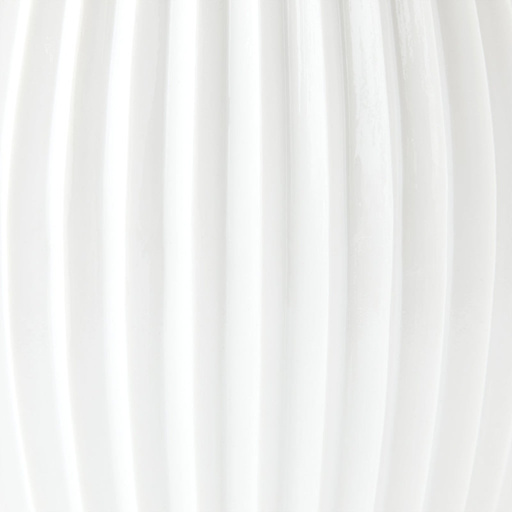 Agrippa Vase - Blanc de Chine